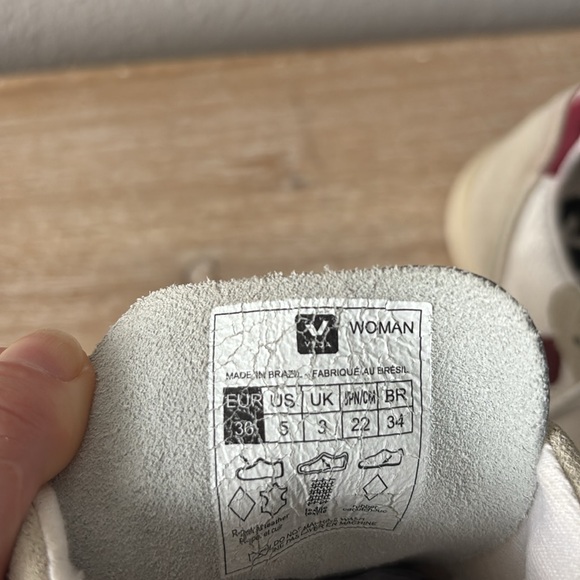 VEJA White Red and Cream Suede Sneakers - Picture 11 of 12